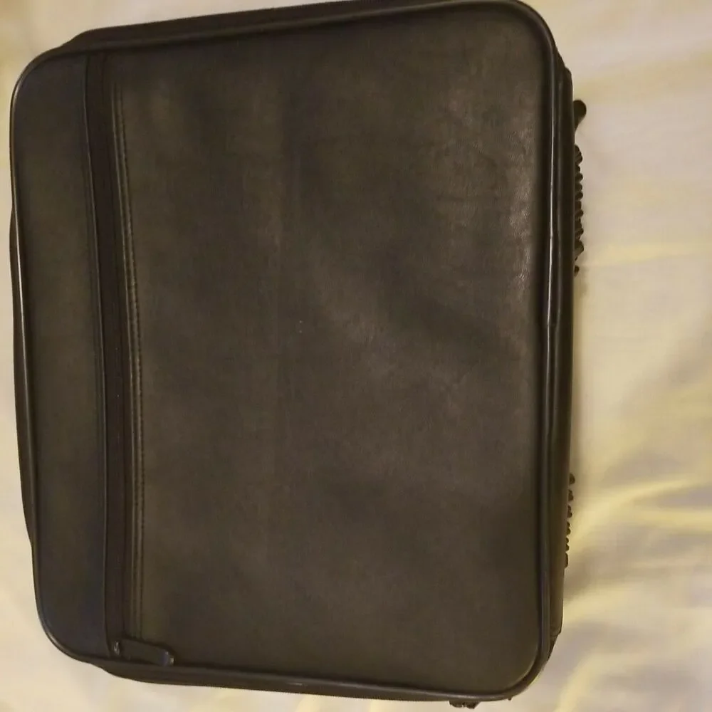 Targus Laptop Computer Bag Business Briefcase Leather Multiple Compartments